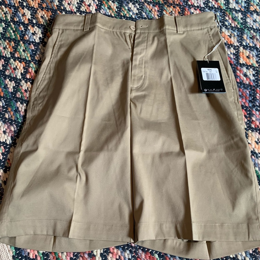 Nike Golf Flat Front Tech Shorts - New - Size 32